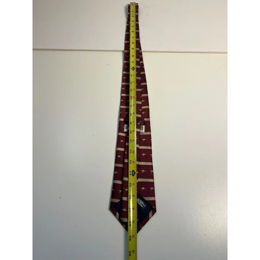 Vintage Paris Moderns Mens Burgundy Kangaroo Stripe Hand Made Neck Tie‎